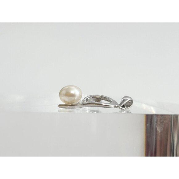 Heart Shaped Pearl Adorned Tiny Sterling Silver 925 Vintage Pendant | Charm - Picture 4 of 9